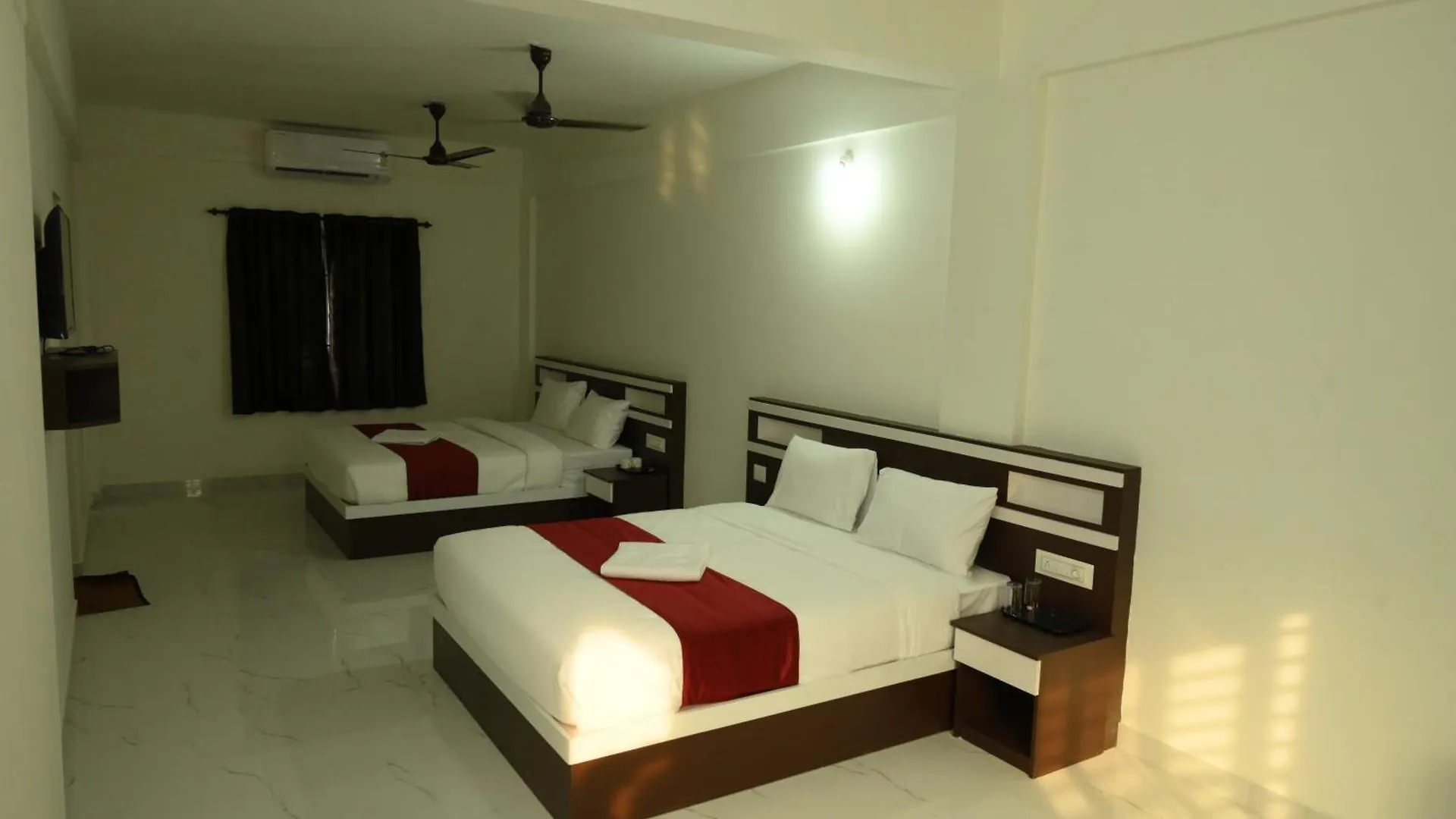Cat'S Eye Hotel Kochi 0*,