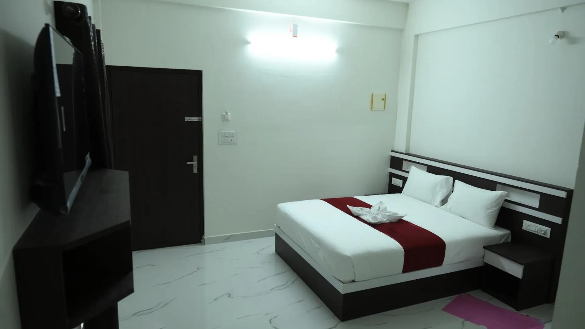 Cat'S Eye Hotel Kochi 0*,